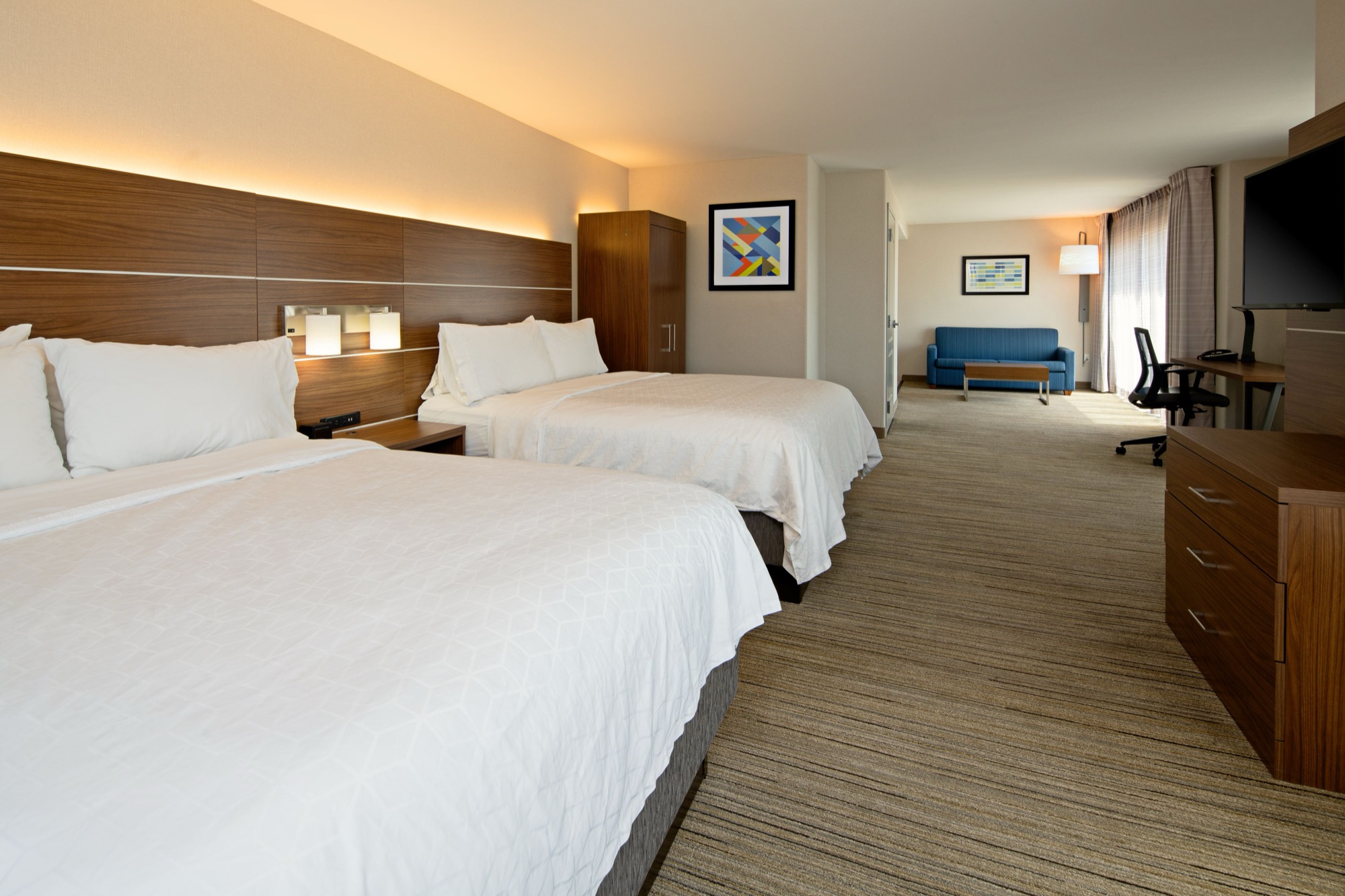 Holiday Inn Express & Suites Fresno South, Fresno, CA — photo 3