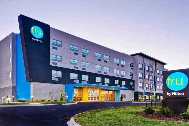 Tru by Hilton Fresno in Fresno, CA
